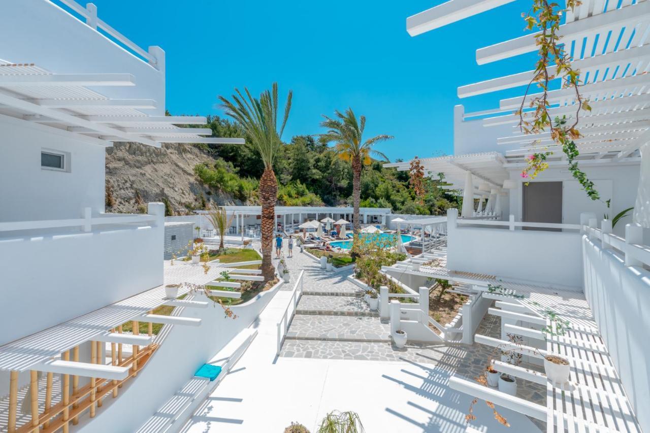 Aloe - Adults Only 4*