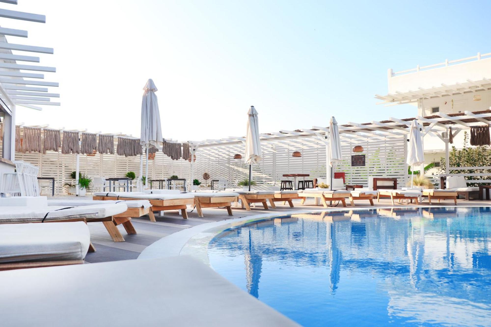 Aloe - Adults Only 4*
